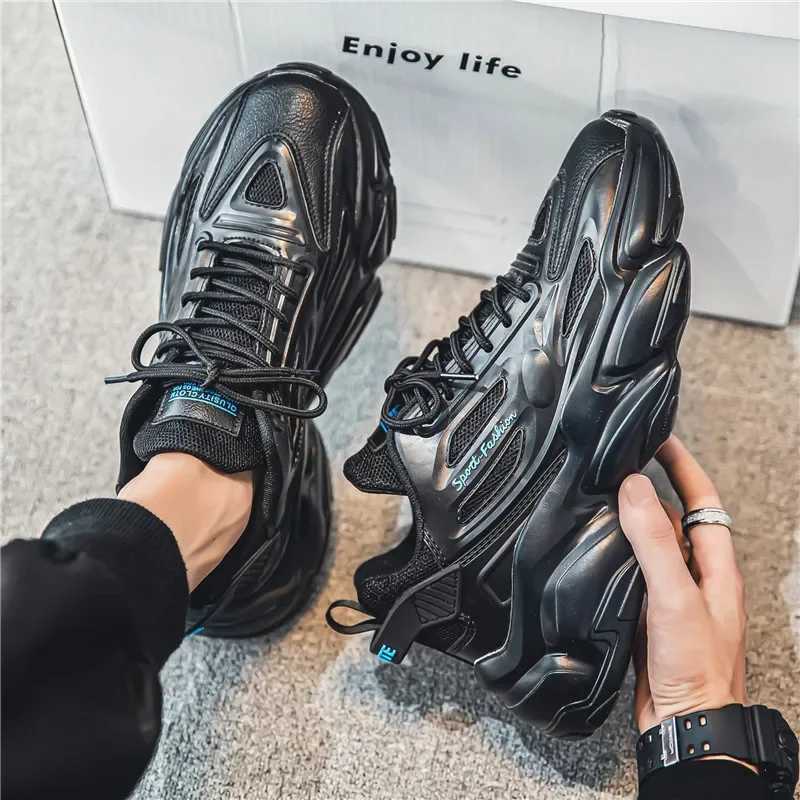 Men Shoes 2025 New Fashion Trend Breathable Mesh Sneakers Male Comfortable Soft Bottom Casual Platform Shoes Tenis Hombres W250920