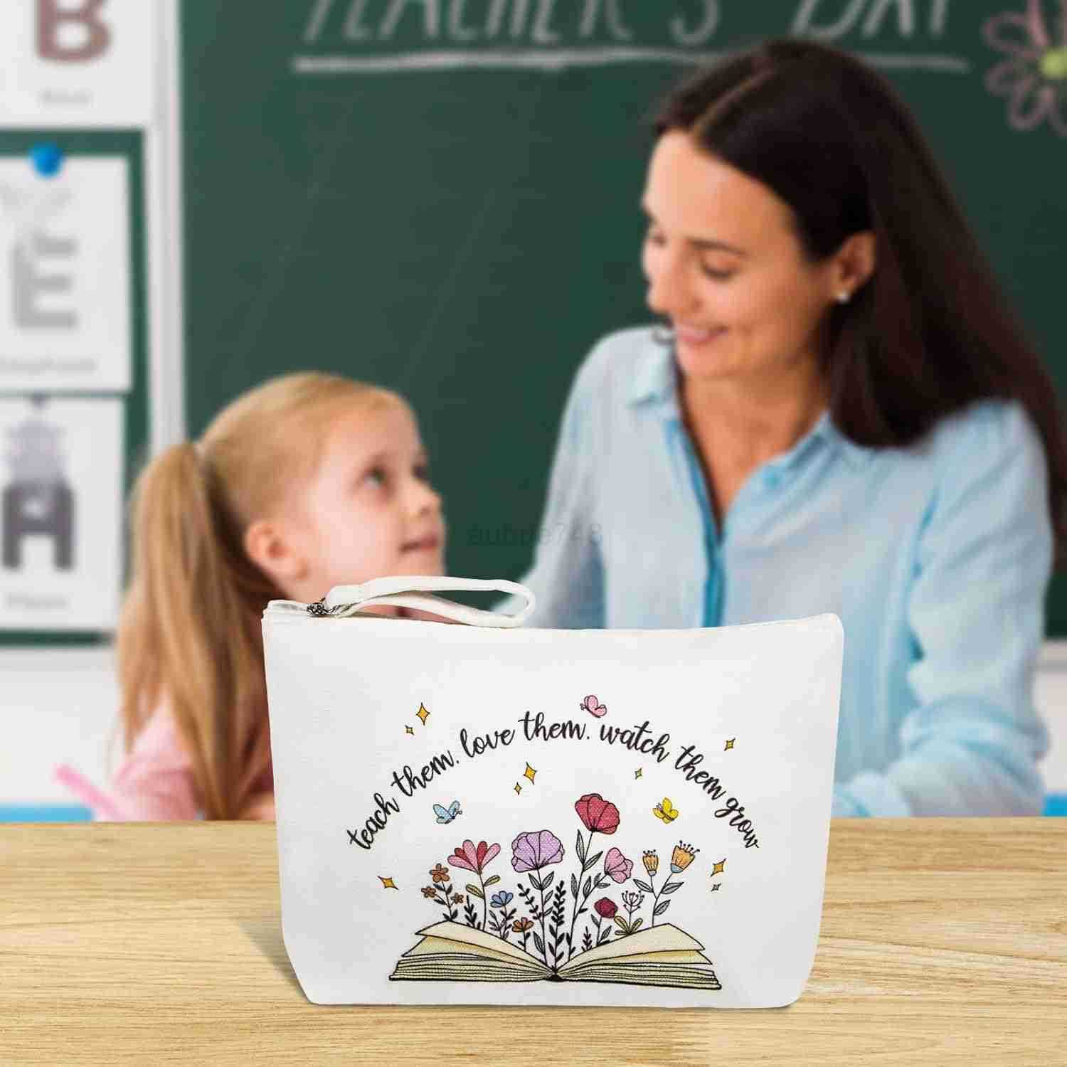 Teacher Appreciation Gifts for Women Teacher Pencil Pouch Makeup Bag Cosmetic Bag Back to School Gifts for Preschool Teachers Colorful FlowerZ250920