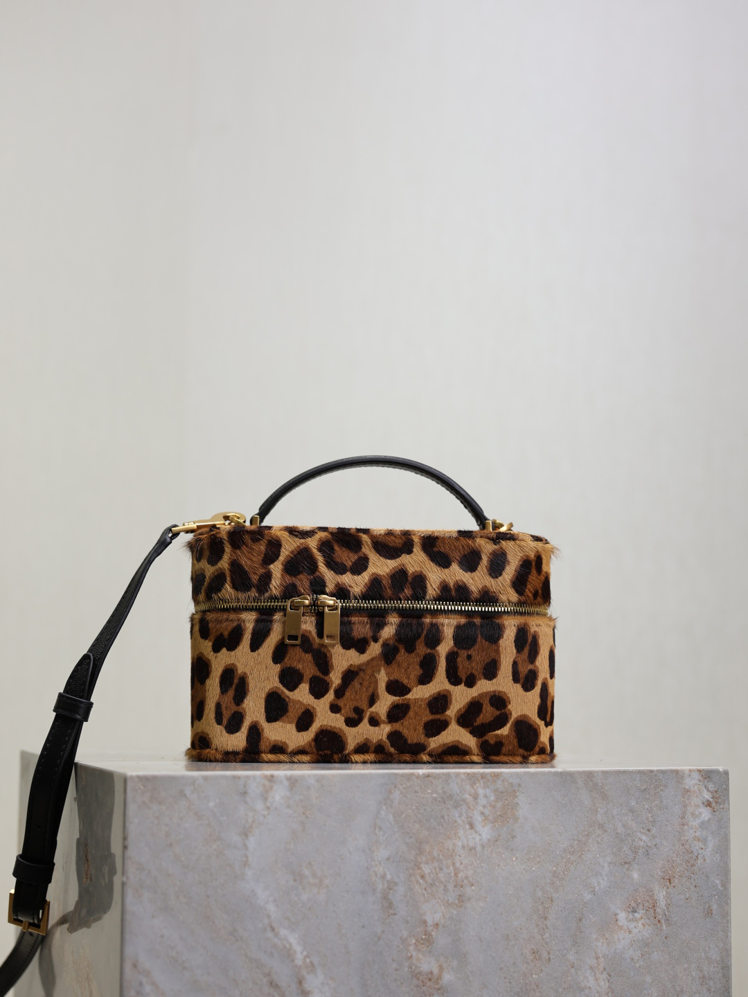 10A mirror quality designer bag gaby mini vanity bag leopard print leather cases makeup bag mini cosmetic bag crossbody shoulder handbag womens bag With box dustbag