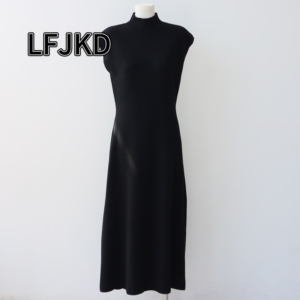 K2204 French ins dress women 2025 autumn Tencel wool elastic slit hip long skirt slim date commuting