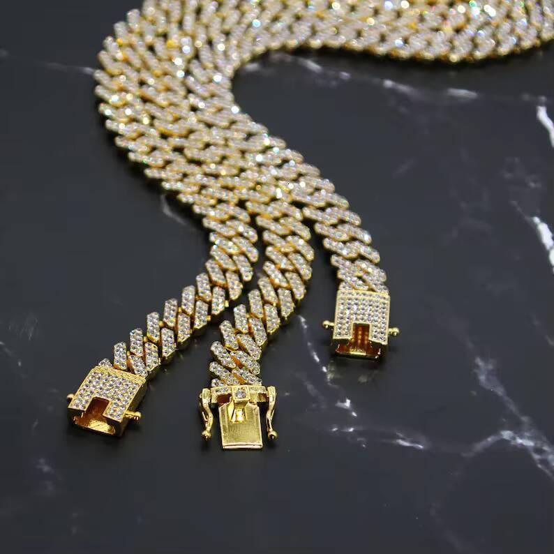 Hiphop Moissanite Chain 12mm Cuban Link 925 Silver Sparkling VVS Iced Out Moissanite Cuban Chain