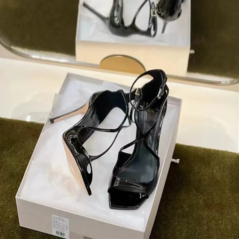 Fashion Patent Leather Peep toe Women Gladiator Sandals Sexy Narrow band Ankle Strap Gold Stiletto High heels Summer Party Shoes 250920