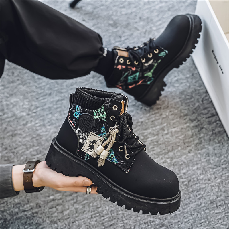 Autumn Winter Fashion 2025 New Arrival Men Work Leather Outdoor Sports Riding Platform Durable Short Boots Edgy Trendy Style Black Khaki Beige fashion