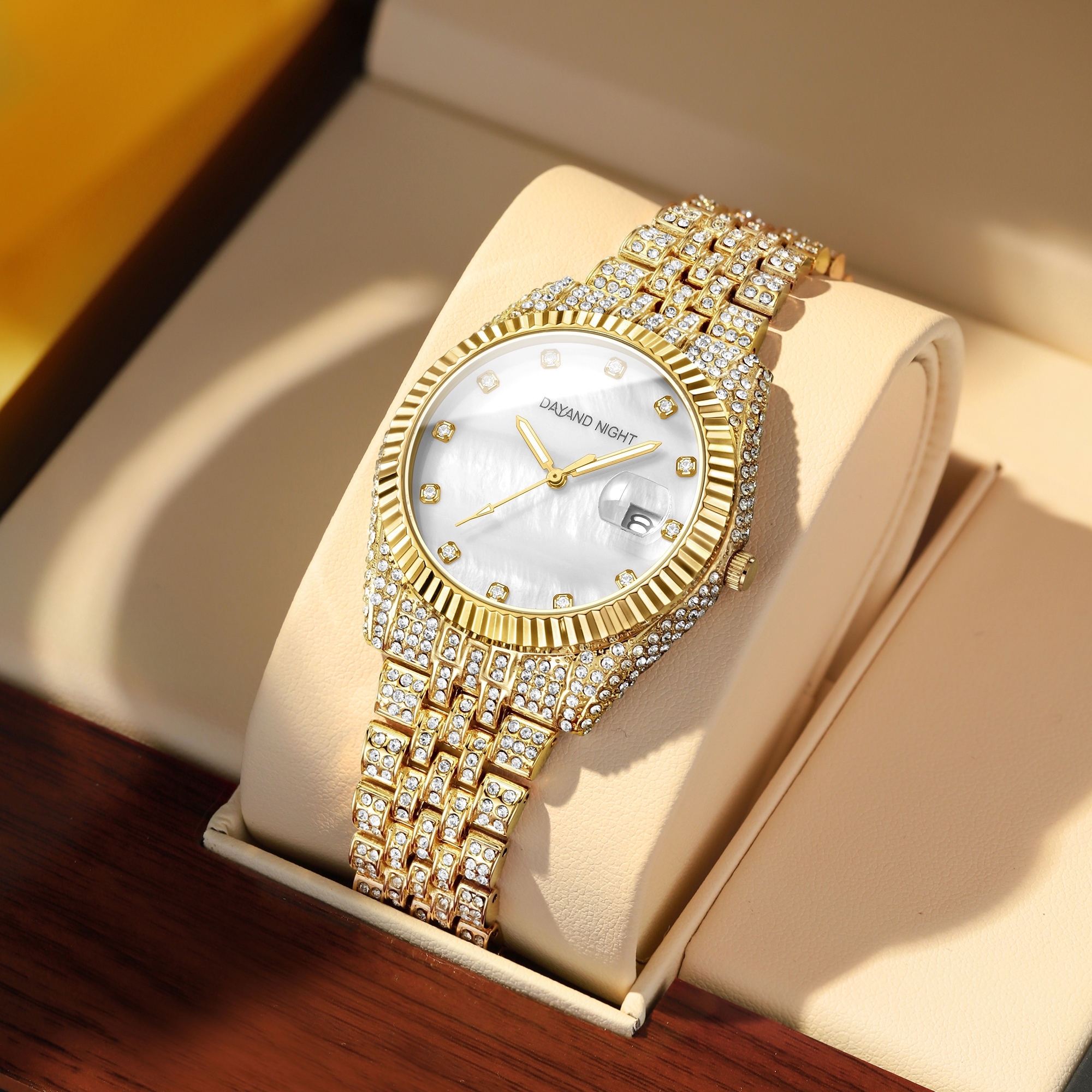 Luxury Diamond Couple's Watch | Quartz Wristwatch for Men & Women | Fashionable Dress Watch with Elegance| Perfect For Daily Wear, Evening Partie