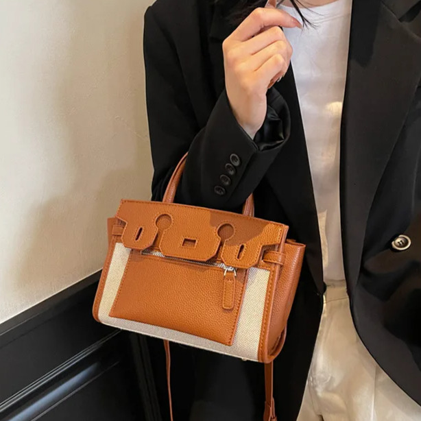design New Color Blocking Splicing Women s Shoulder Bag Fashionable Niche Casual Commuting Bag Autumn New Designer Bag Women s Crossbody Bag
