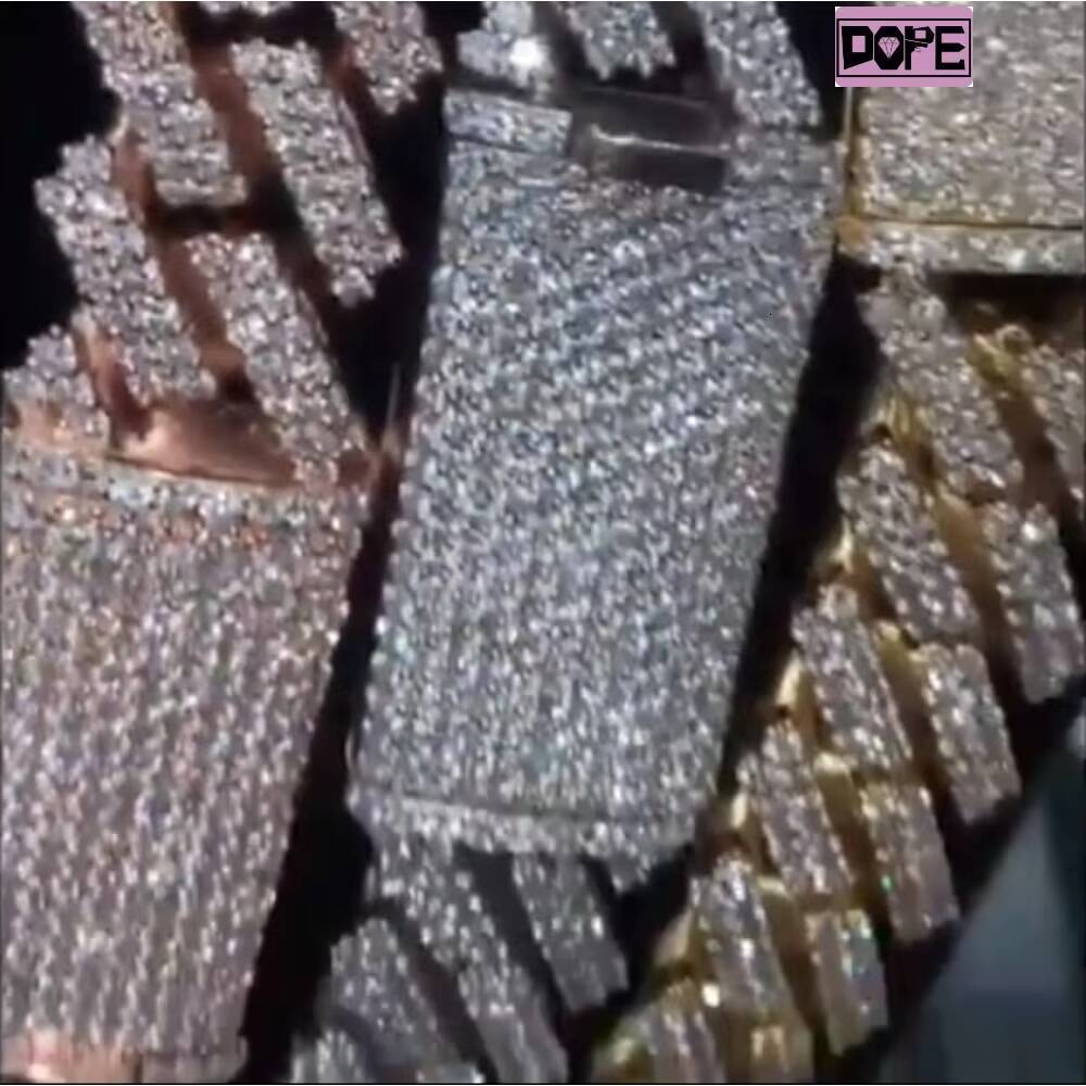 Hip Hop Jewelry 18mm Moissanite Cuban Chain Men Necklace 925 Silver Iced Out VVS Cuban Link Chain