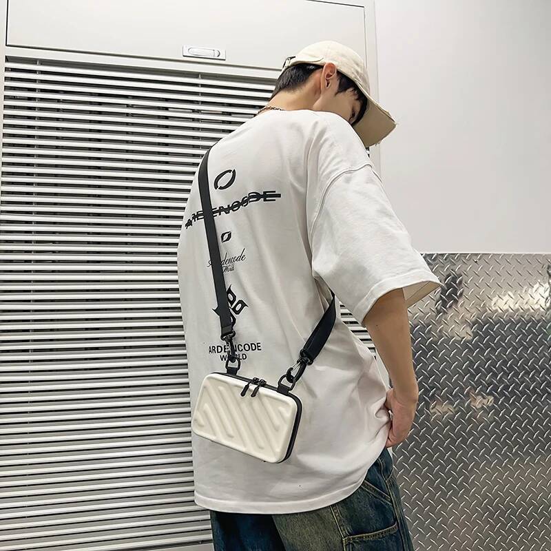 Fashion Striped Women s And Men s Crossbody Bag Simple Style Solid Color Men s And design Women s Shoulder Bag Fashionable Box Autumn New Designer Bag
