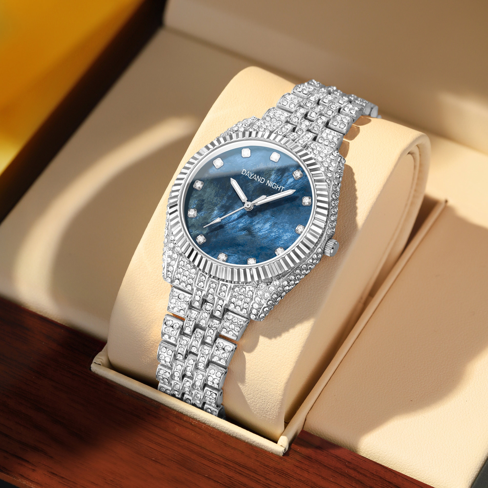 Luxury Diamond Couple's Watch | Quartz Wristwatch for Men & Women | Fashionable Dress Watch with Elegance| Perfect For Daily Wear, Evening Partie