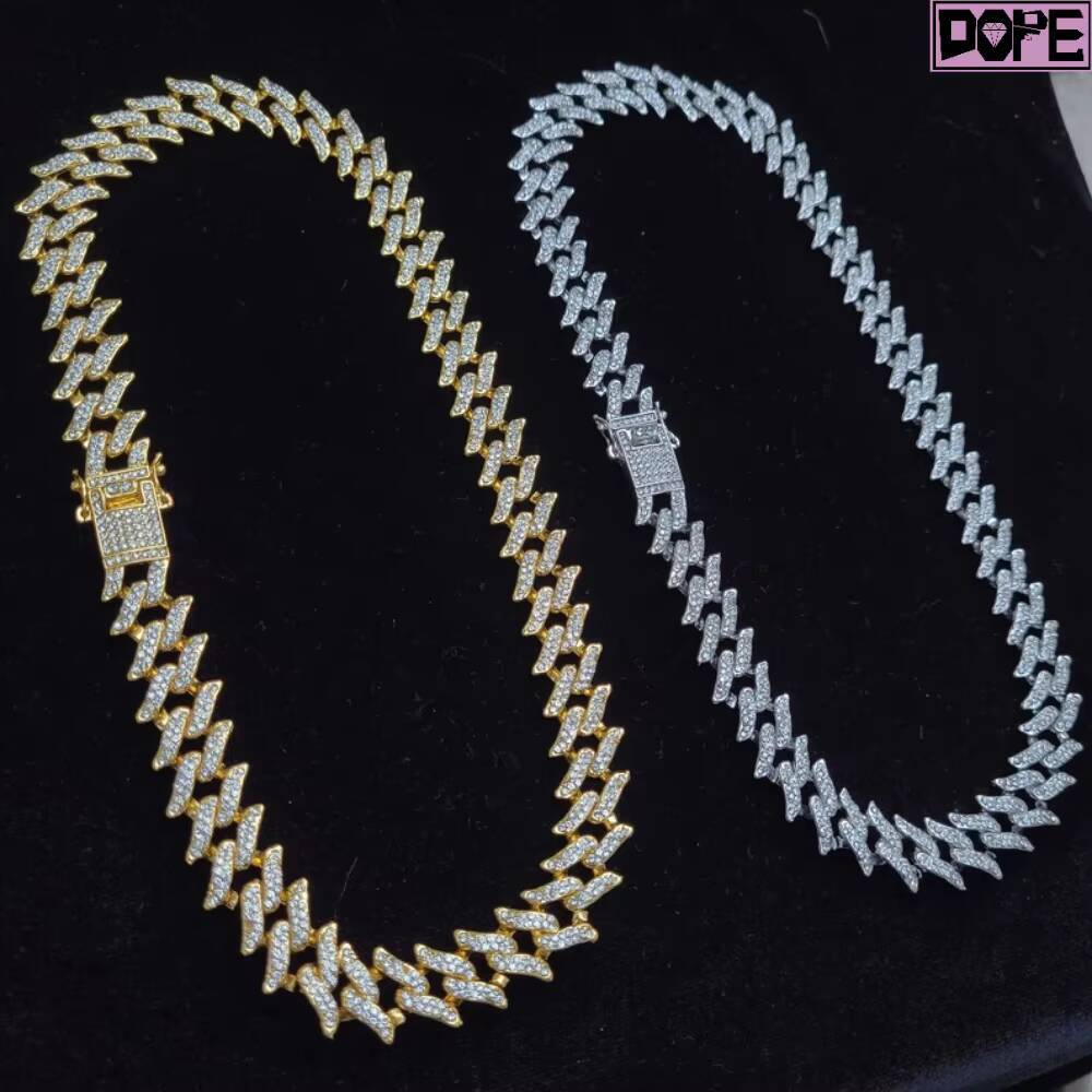 High Quality 12mm Cuban Chain Iced Out Men Necklace Special Design 925 Silver VVS Moissanite Cuban Chain