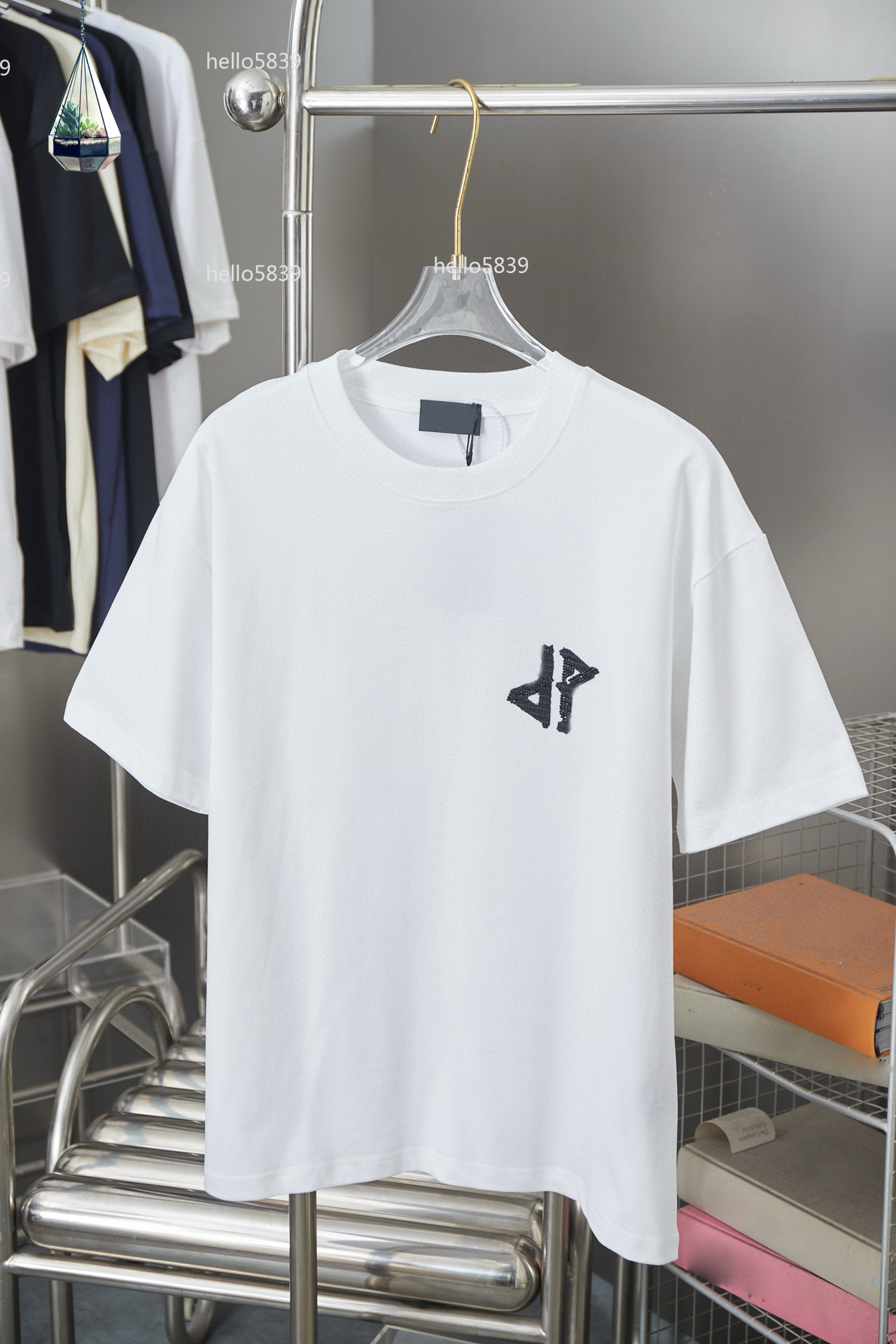 2026 Tees Mens Designers T Shirt Man Womens tshirts With Letters Print Short Sleeves Summer Shirts Men Loose Tees Asian size S-XXXL hx2980