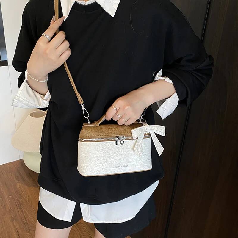 Fashionable Leather Lunch Box Spicy Girl design Women s Shoulder Bag Fashionable Trend Bow Tie Women s Crossbody Bag Autumn New Designer Bag