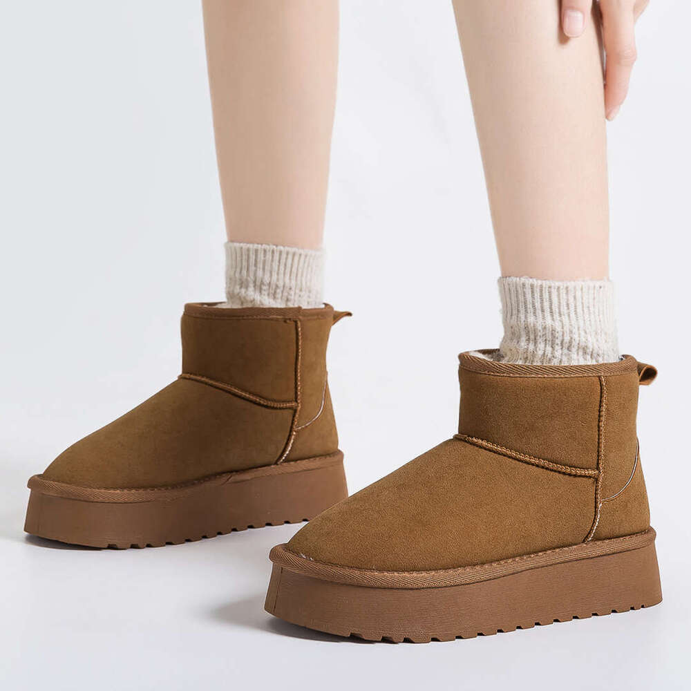Winter New for women shoes, Fleece-Lined, Thickened Snow Cotton Versatile Thick-Soled Warm Shoes, Short Boots designer boots designer shoes snow boots