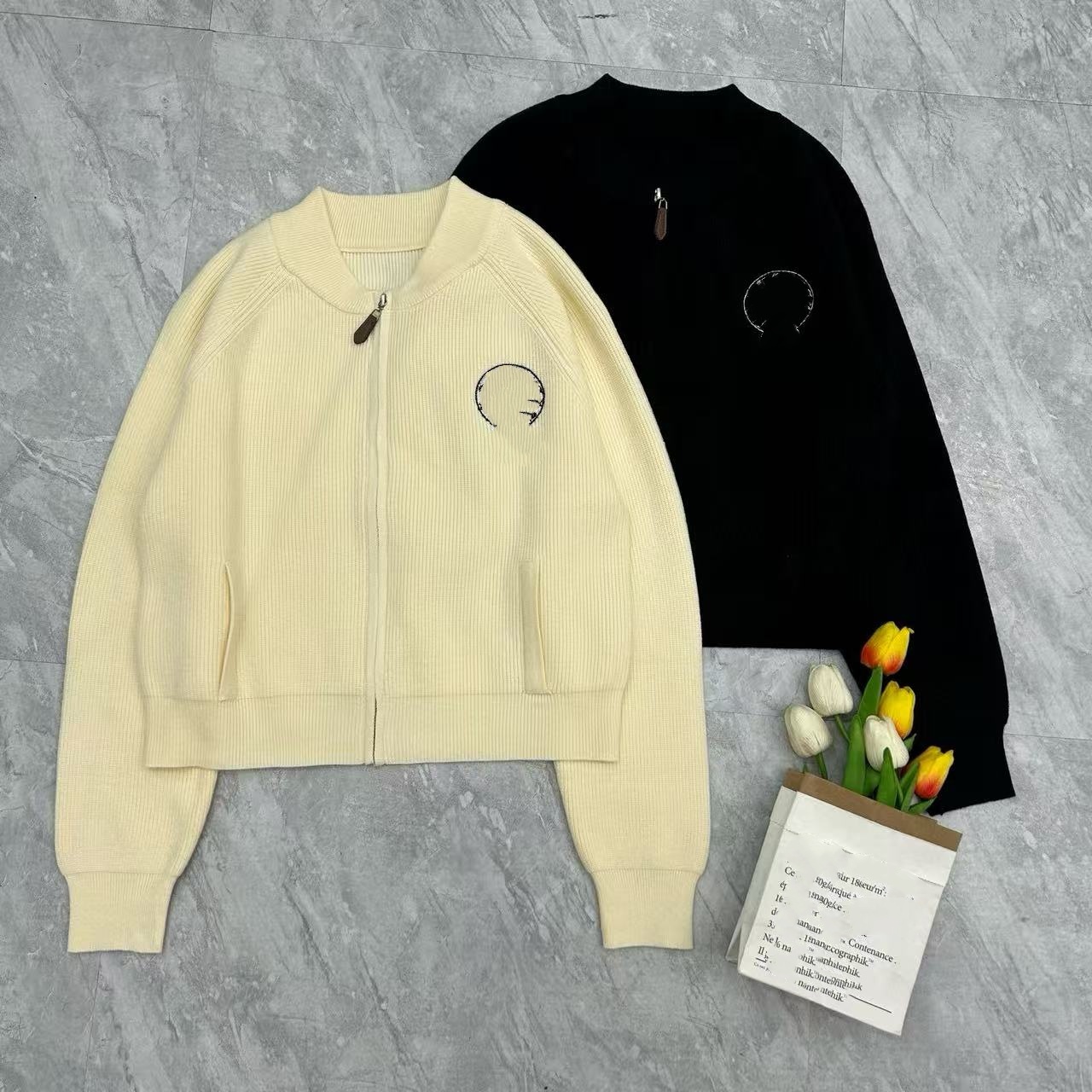 Autumn/winter new fashion casual embroidery zipper round neck sweater, vintage school style slimming versatile sailor collar top