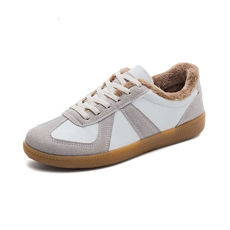Winter New Couple German Training Women Versatile Flat Casual Sneakers Fleece Lined Warm Cotton White Shoes designer shoes chaussure