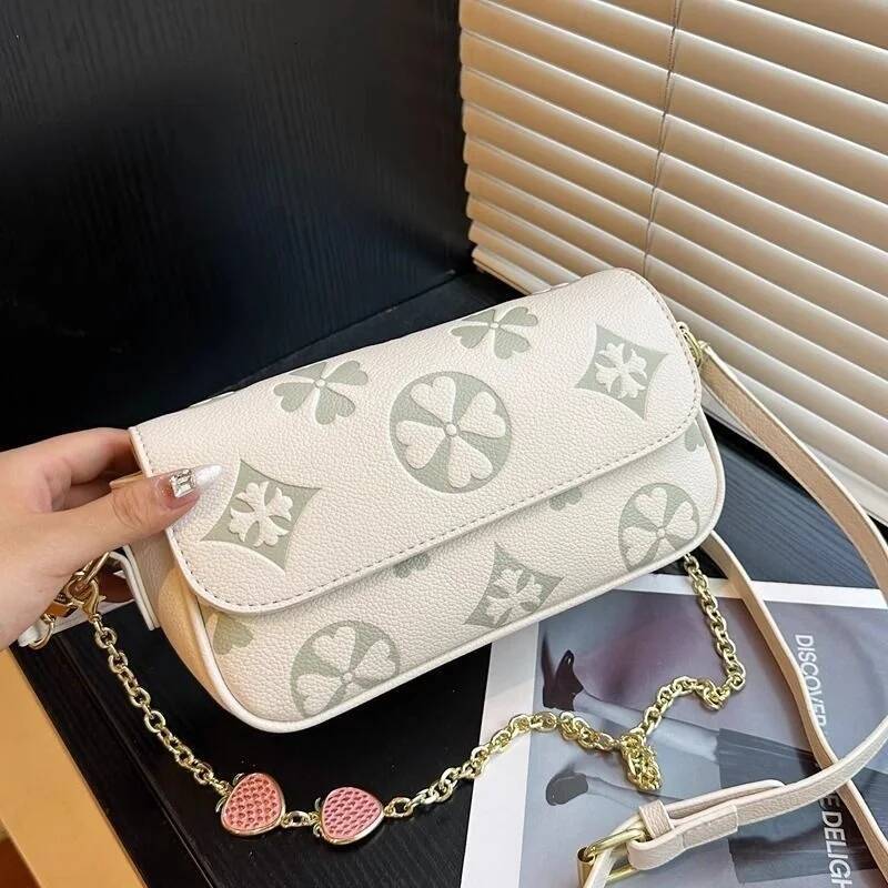 Chain Strap Women s Crossbody Bag Embossed Pattern Women s Shoulder Bag Light Luxury Style Women s design Handbag Autumn New Designer Bag