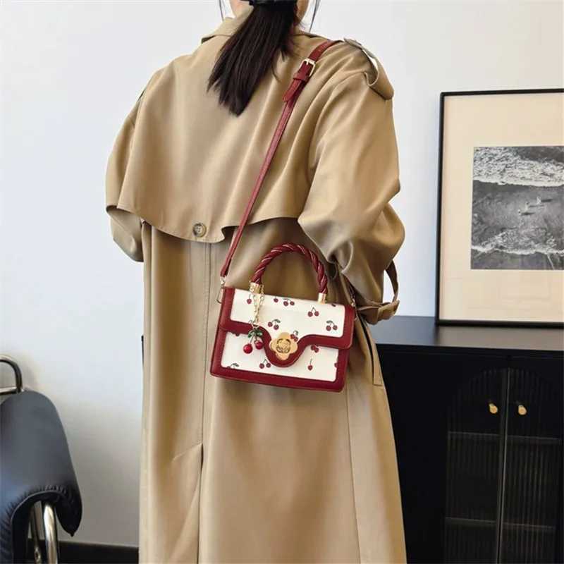 Cute Cherry Printed Handbag Shoulder Bag Woven Handle Square Tote Bag Fresh Design Womens Crossbody Bag Stylish Women Bag L250920
