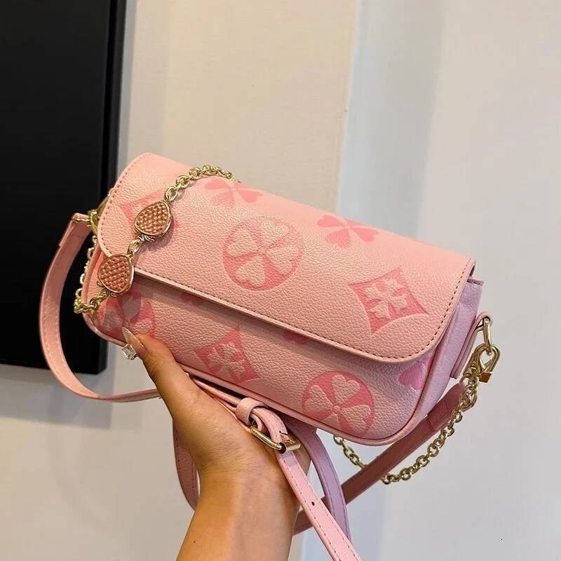 Chain Strap Women s Crossbody Bag Embossed Pattern Women s Shoulder Bag Light Luxury Style Women s design Handbag Autumn New Designer Bag