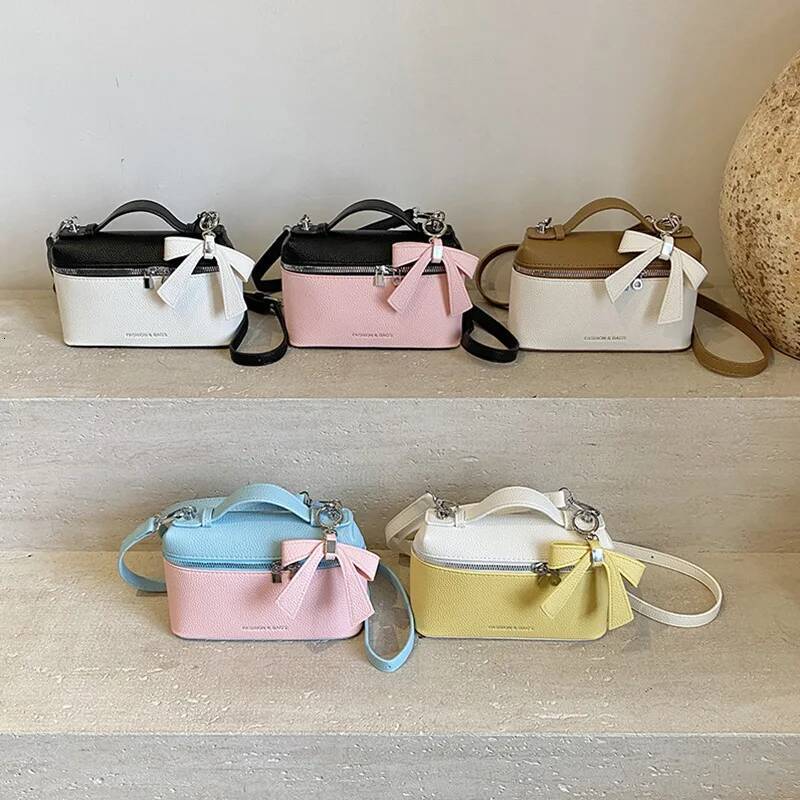 Fashionable Leather Lunch Box Spicy Girl design Women s Shoulder Bag Fashionable Trend Bow Tie Women s Crossbody Bag Autumn New Designer Bag