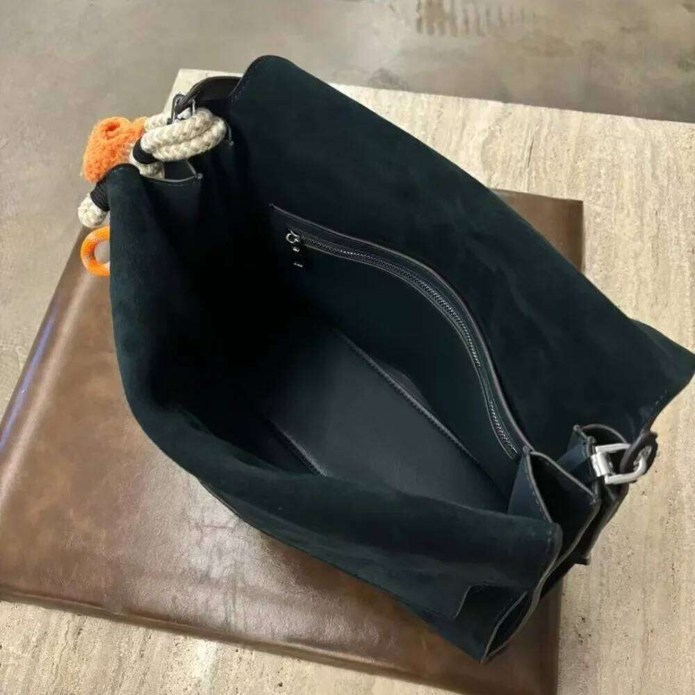 Luxury bag Early Autumn Light Women s New High end Underarm Large capacity Suede Soft Cowhide Commuter Tote Bag