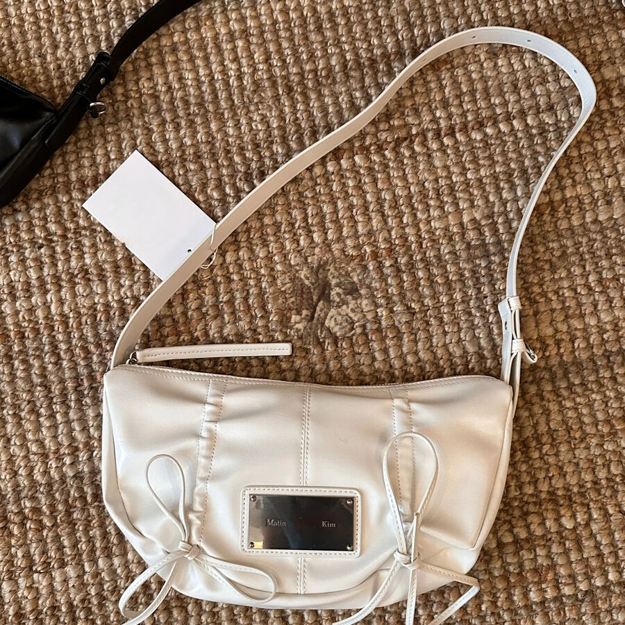 Korean design Minimalist Style Women s Handbag Drawstring Women s Shoulder Bag Large Capacity Women s Crossbody Bag Autumn New Designer Bag