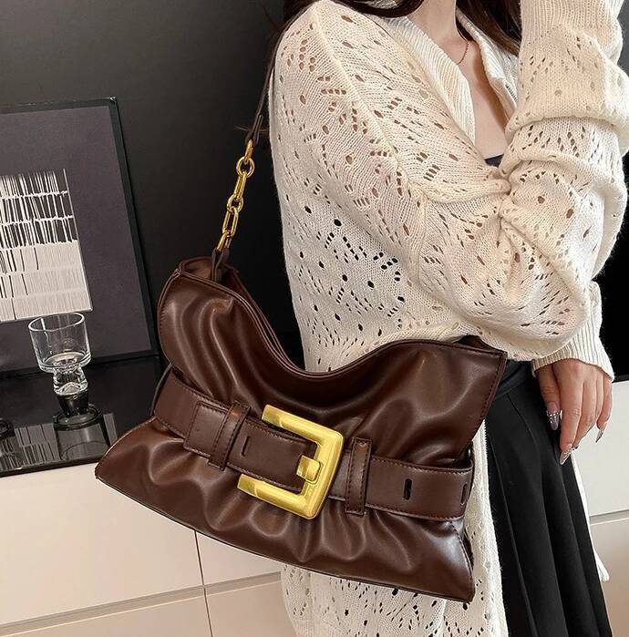New Women s Crossbody Bag Unique Spicy Girl Motorcycle Bag Street design Fashion Casual Style Women s Shoulder Bag Autumn New Designer Bag