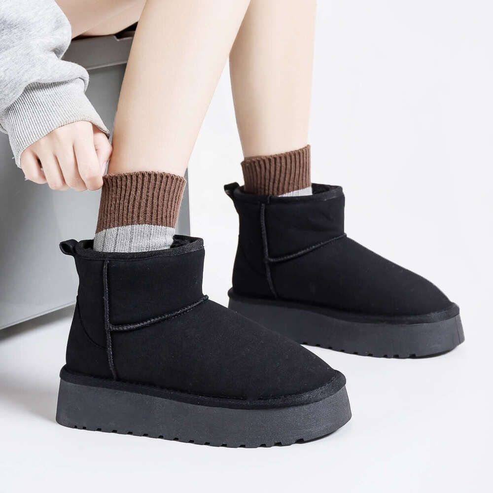 Winter New for women shoes, Fleece-Lined, Thickened Snow Cotton Versatile Thick-Soled Warm Shoes, Short Boots designer boots designer shoes snow boots