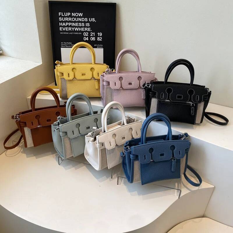 design New Color Blocking Splicing Women s Shoulder Bag Fashionable Niche Casual Commuting Bag Autumn New Designer Bag Women s Crossbody Bag