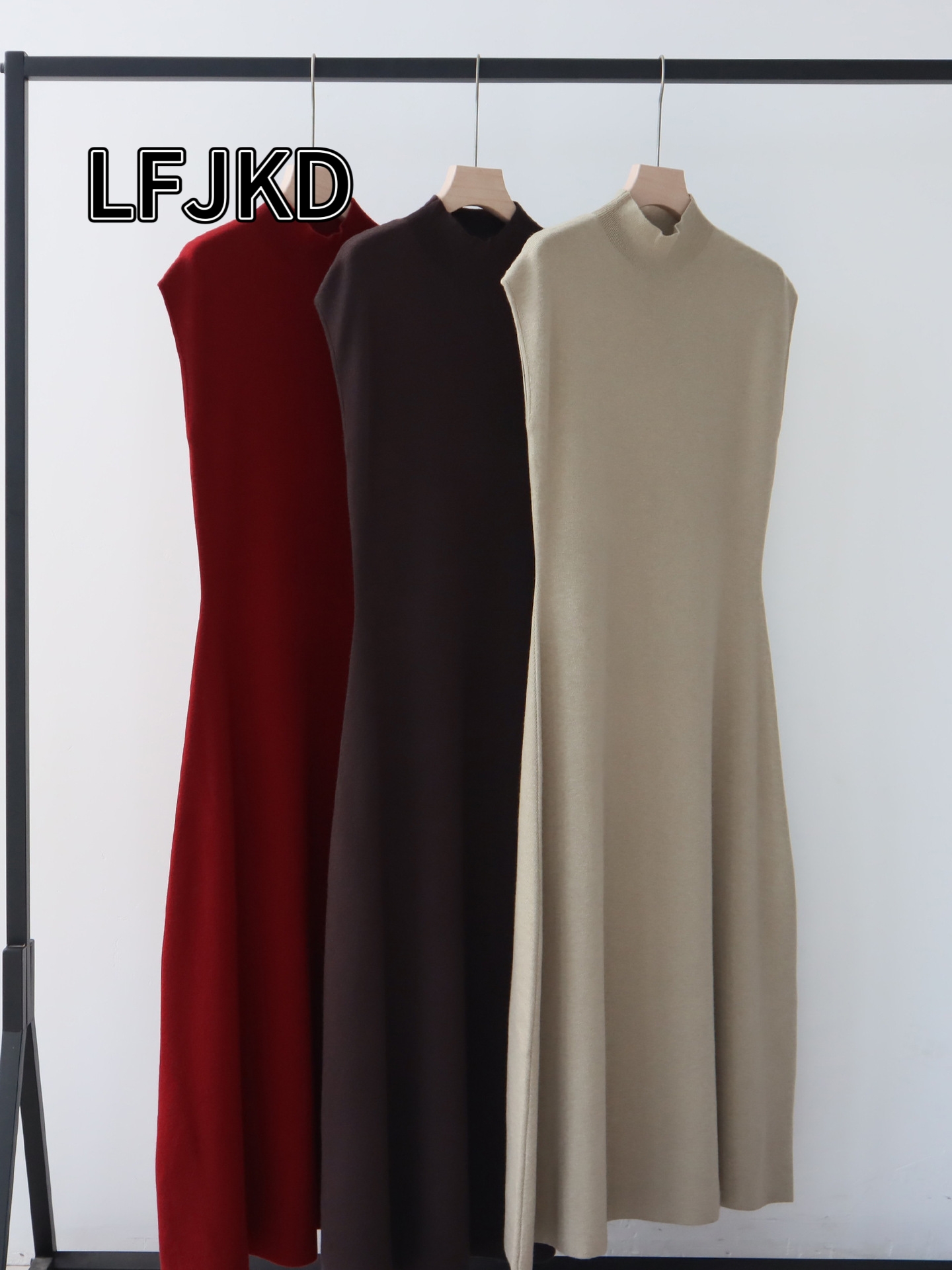 K2204 French ins dress women 2025 autumn Tencel wool elastic slit hip long skirt slim date commuting