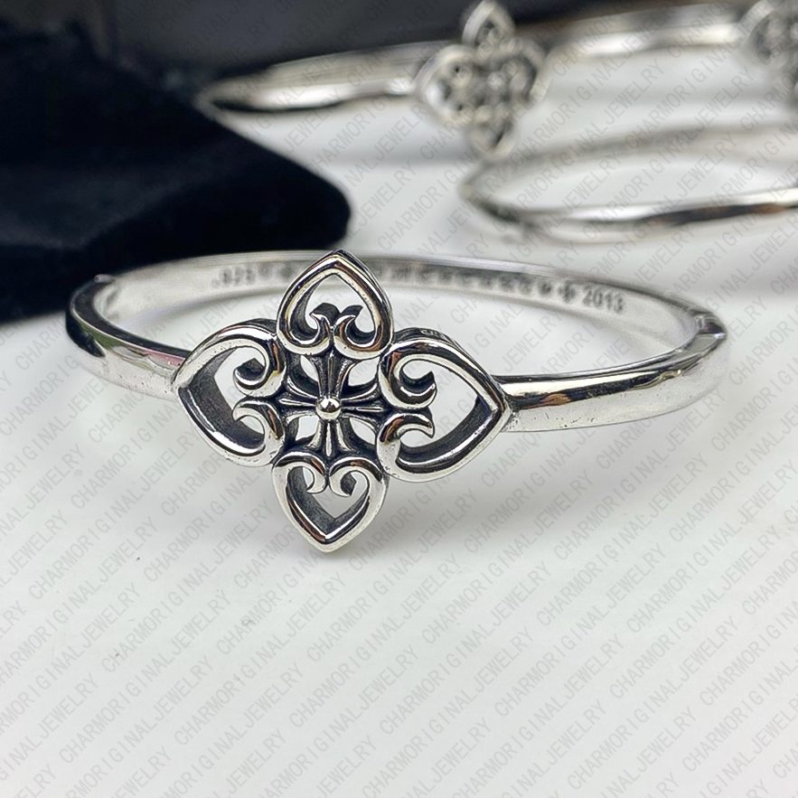 Luxury Chrome Designer Bracelet Women Cross Petal Bangle Elegant Designer Jewelry Jewellery Stainless Steel Open Cuff Fashion Chic Gift for Her Timeless