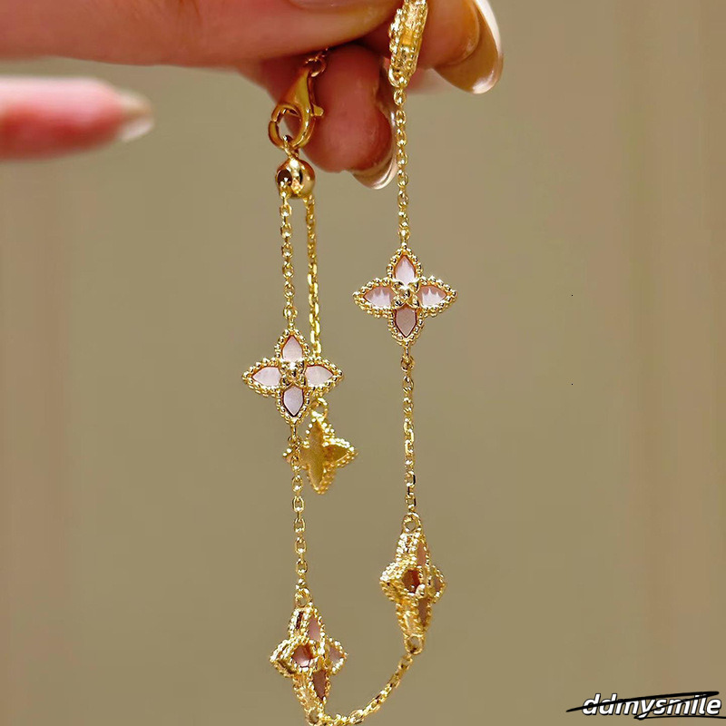 Fritillary Flower Petal Pendant Palace Style Bracelet Exquisite Light High-End Hand Accessories ddmysmile ddmysmile ddmysmile ddmysmile
