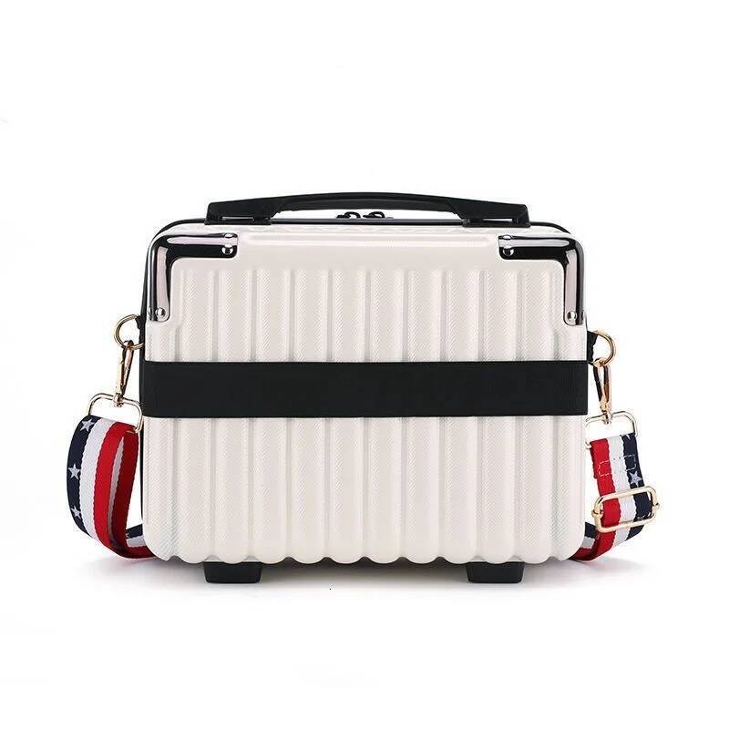 design New Women s Shoulder Bag Hand Luggage Travel Bag Women s Makeup Bag Mini Simple Striped Suitcase Autumn New Designer Bag Women s Crossbody Bag