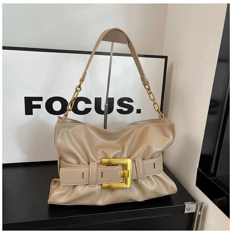 New Women s Crossbody Bag Unique Spicy Girl Motorcycle Bag Street design Fashion Casual Style Women s Shoulder Bag Autumn New Designer Bag