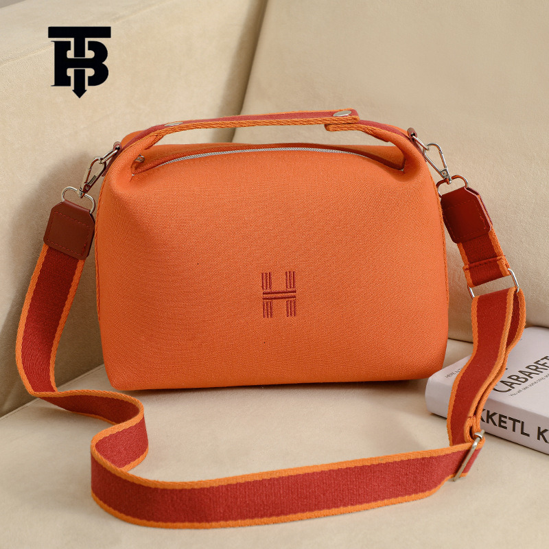 TB BHULAMTE Free Shipping New Designer Women's Bag 2025 INS Style Women's Solid Color Canvas Bag Large Capacity Simple Single Shoulder Art C