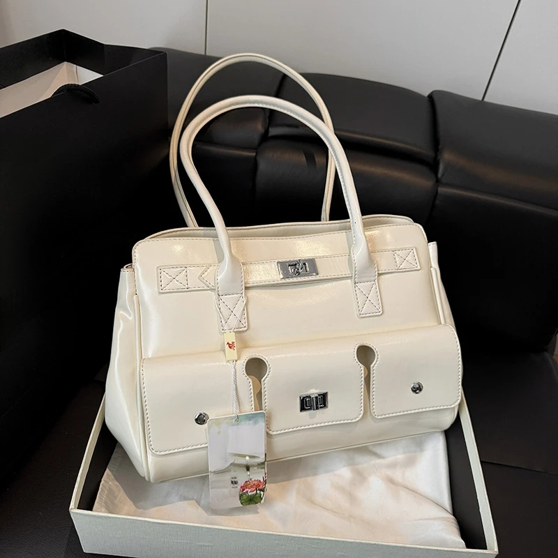 Fashionable Retro Style Women s Single Shoulder Casual design Bag Women s Crossbody Leather Versatile Commuting Bag Minimalist Autumn New Designer Bag