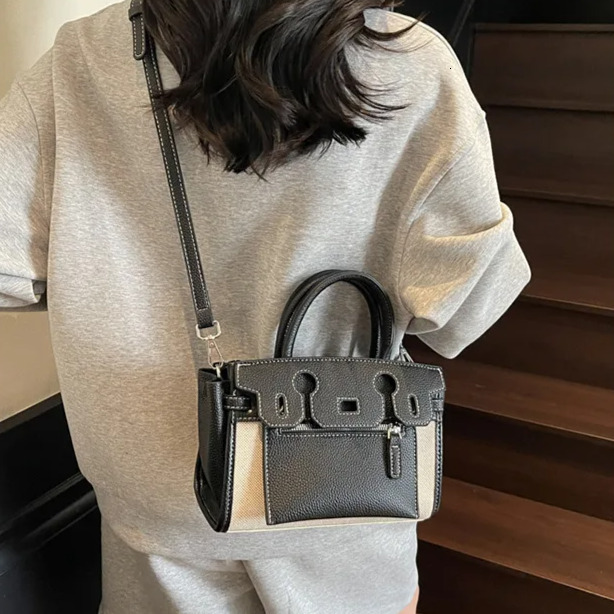 design New Color Blocking Splicing Women s Shoulder Bag Fashionable Niche Casual Commuting Bag Autumn New Designer Bag Women s Crossbody Bag