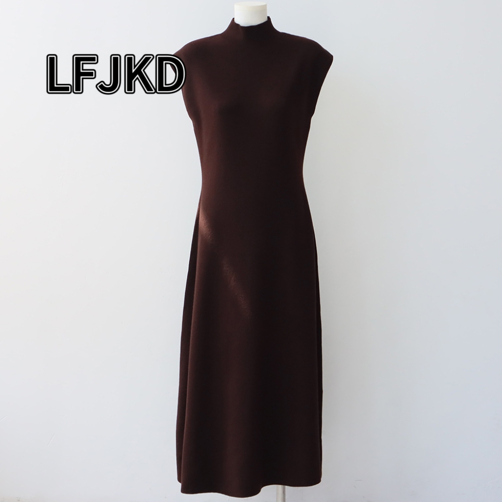 K2204 French ins dress women 2025 autumn Tencel wool elastic slit hip long skirt slim date commuting