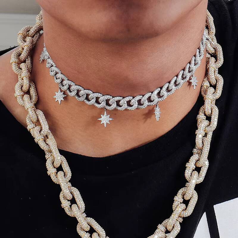 Mens Hip Hop Fashion White Yellow Gold Cuban Link Necklace with Front Ice Out Diamond Gold Plated Main Stone Moissanite