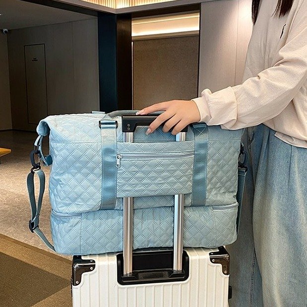 2025 Designer luxury travel bag can be set with a suitcase for business trips, short distance luggage bag, large capacity boarding handbag, yoga and f