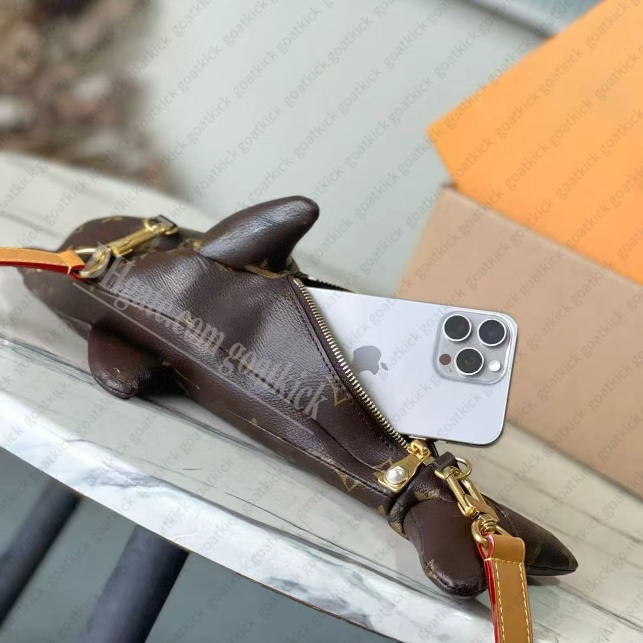 10A Mirror Quality Dolphin bag Designer New men crossbody bag POOCH bag Classic Old Flower Genuine Leather Fashion hand bag Duck Bag Zipper Purse women coffee Bag