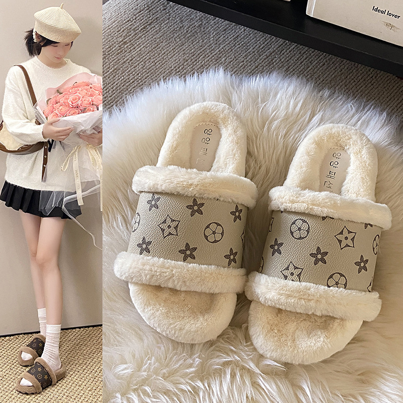 Hot new free shipping designer slippers for womens cotton slippers brown beige black khaki Flat bottomed casual versatile with thick velvet and warm c
