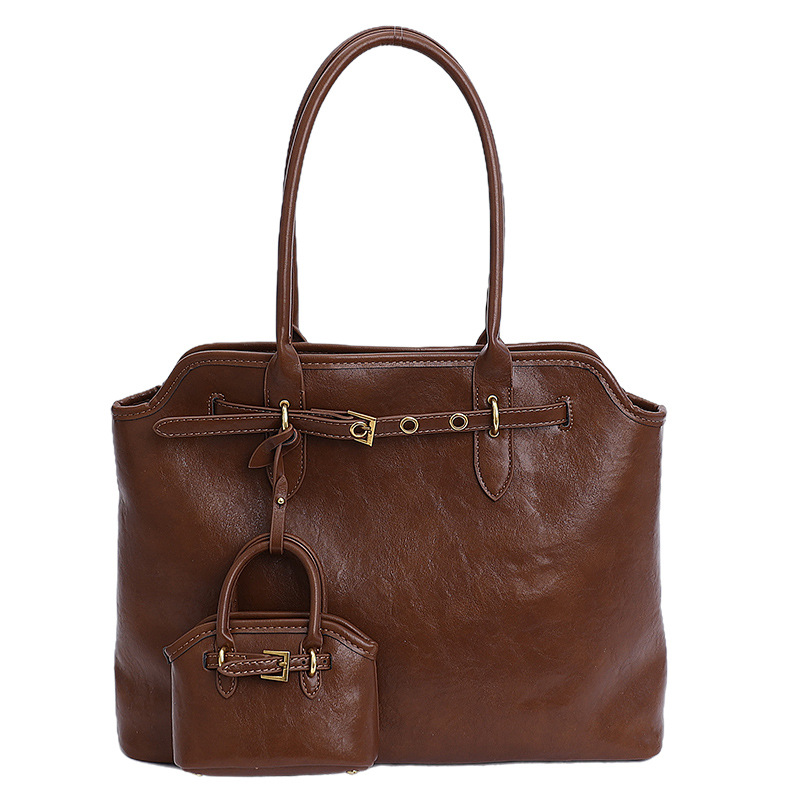 Designer bag free shipping New autumn trendy casual shoulder bag with large capacity commuting tote bag for woman black red brown