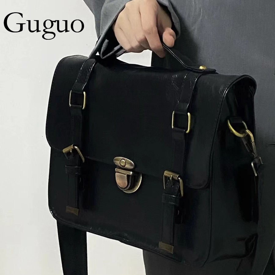 Guguo Designer Luxury Bag Bag Student Backpack Autumn Winter Vintage Buckle Messenger Bag College Style Class Bag Fashion Commuter Briefcase Crossbody