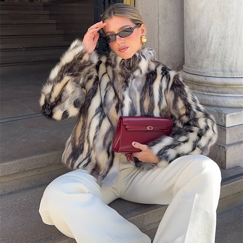 Autumn Stand Collar Faux Fur Coat Women Loose Long Sleeve Button Warm Thicken Coats 2025 Chic Winter Lady Contrast Outwear 250920