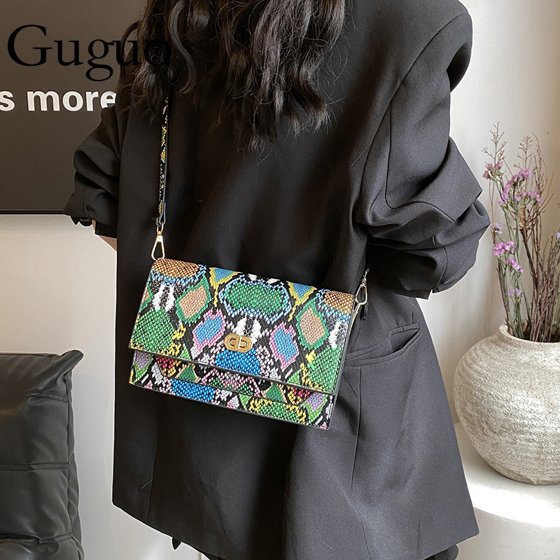 Guguo Designer Bag European And American Snake Print Retro Luxury Bag Lock Shoulder Bag 2025 New Ins Casual Versatile Handbag Fashion Crossbody Bag Fo