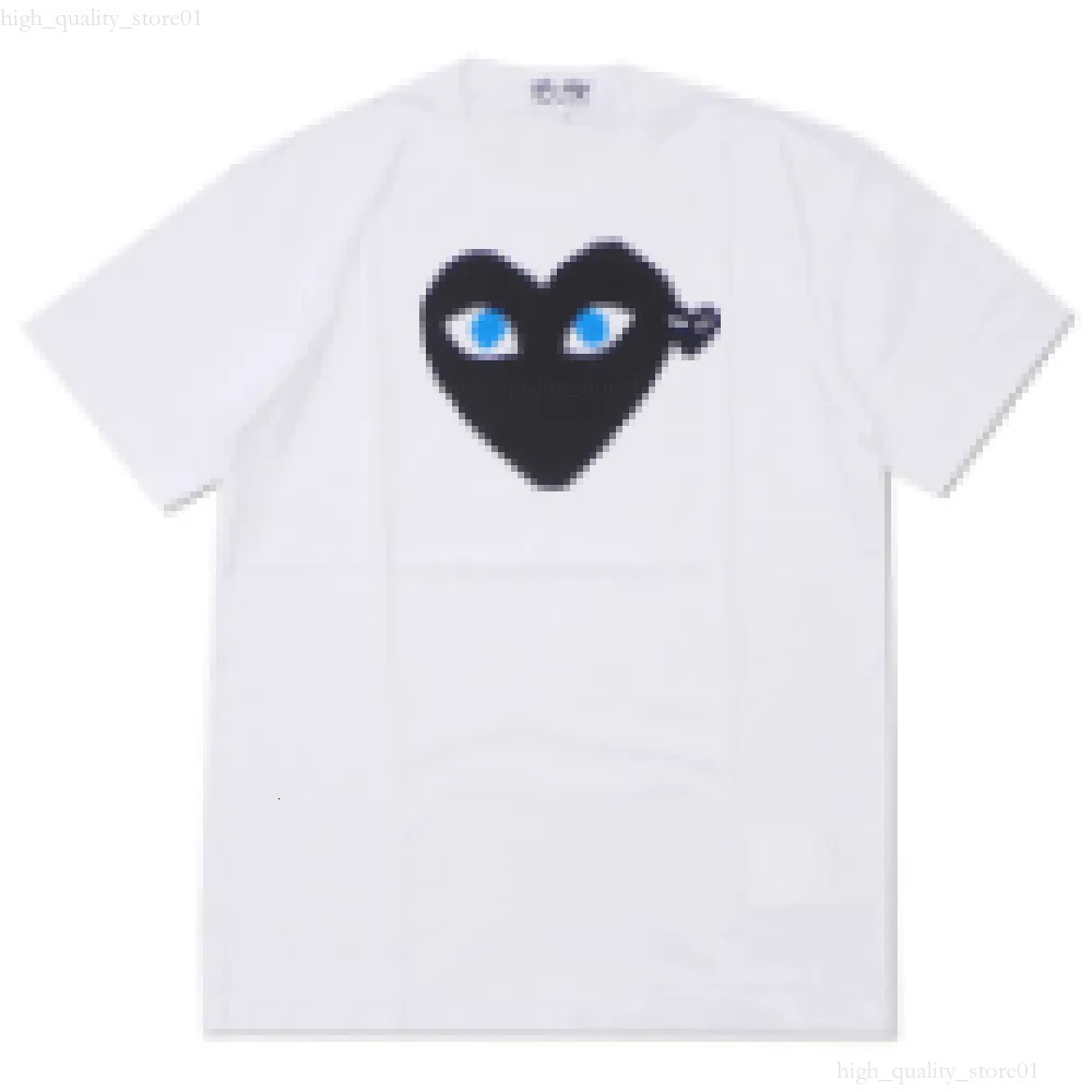 Comme De Gracons Shirt 2025 10A Designer Red Heart Tshirt Printed Fashioncome Casual T-Shirt Unisex Japan Play Shirt Sleeved Trend Love Eyes Commander Shirt 819