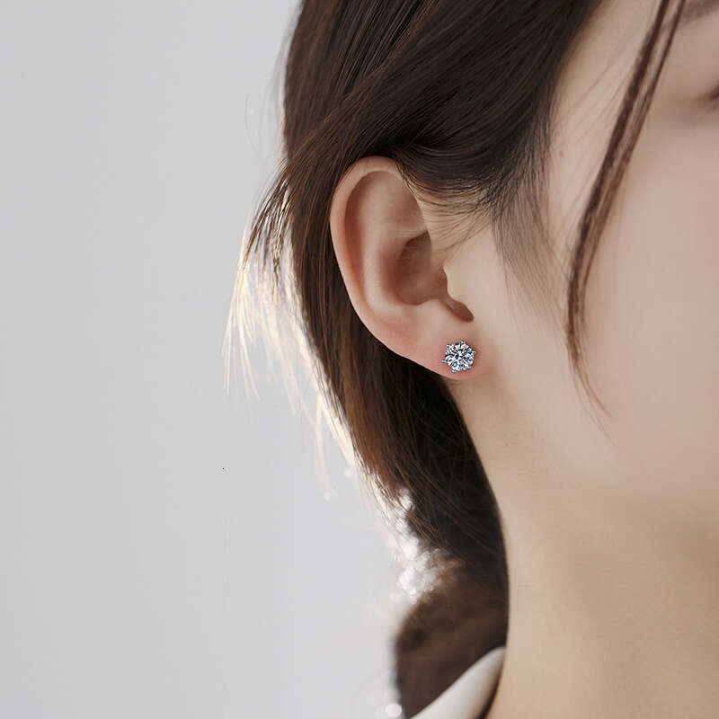 Earrings Designer Luxury jewelry for women moissanite earring S925 silver Temperament Fashion Elegant and Simple High-End Festival Holiday gifts