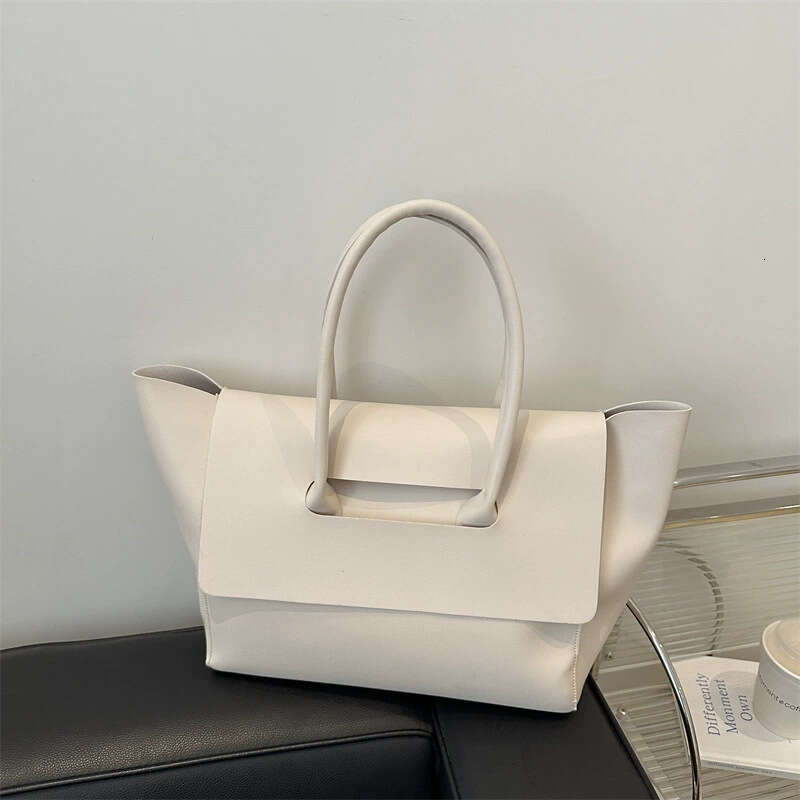 2025 New Trendy Korean Style Large Capacity Women's Shoulder Handbag Commuter Tote Bag - view 8