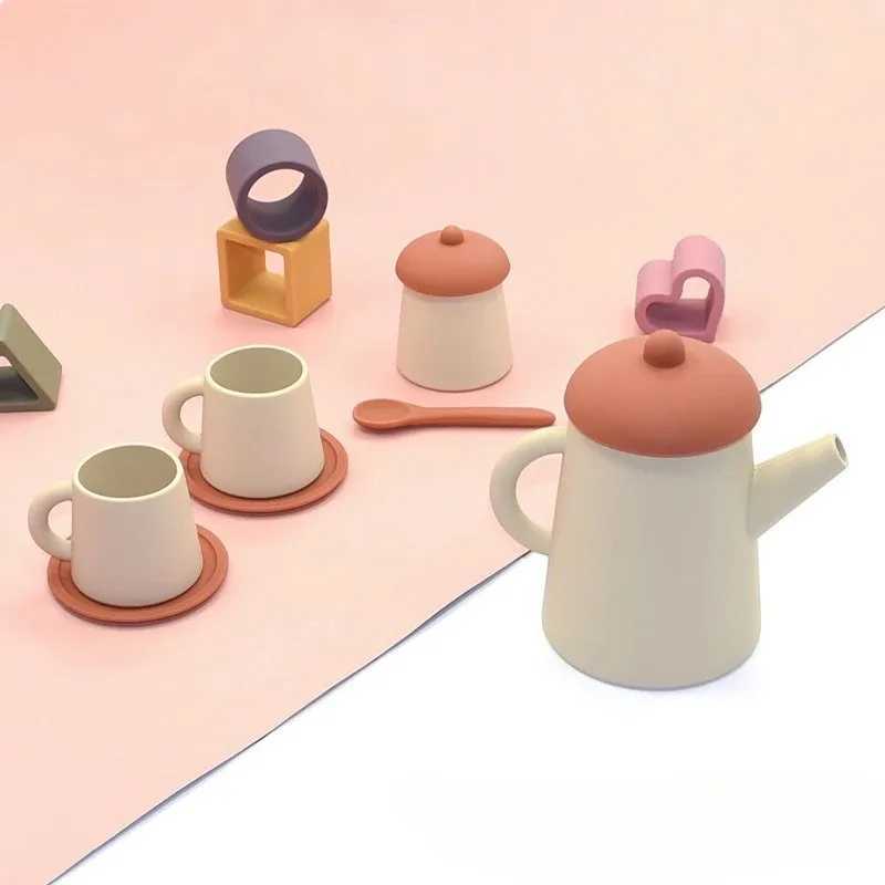 Childrens Tea Set Toys Silicone Food Grade Baby Playhouse Simulation Teapot Tea Cup Set Toys for Girls To Play Kitchen Toys C250922