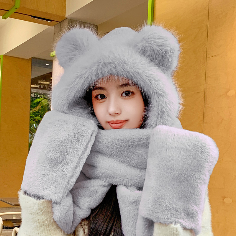 New plush hat for women in autumn and winter, three-piece set for women, Korean-style warm hat, scarf and gloves all in one