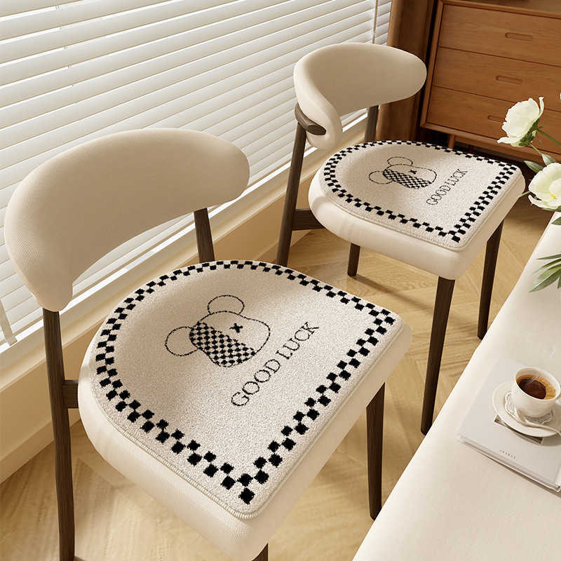 Cartoon Office Chair Cushion Washable StainResistant with Lock Edge Winter Insulation HorseshoeShaped Faux Cashmere Chair Seat Cushion C250922